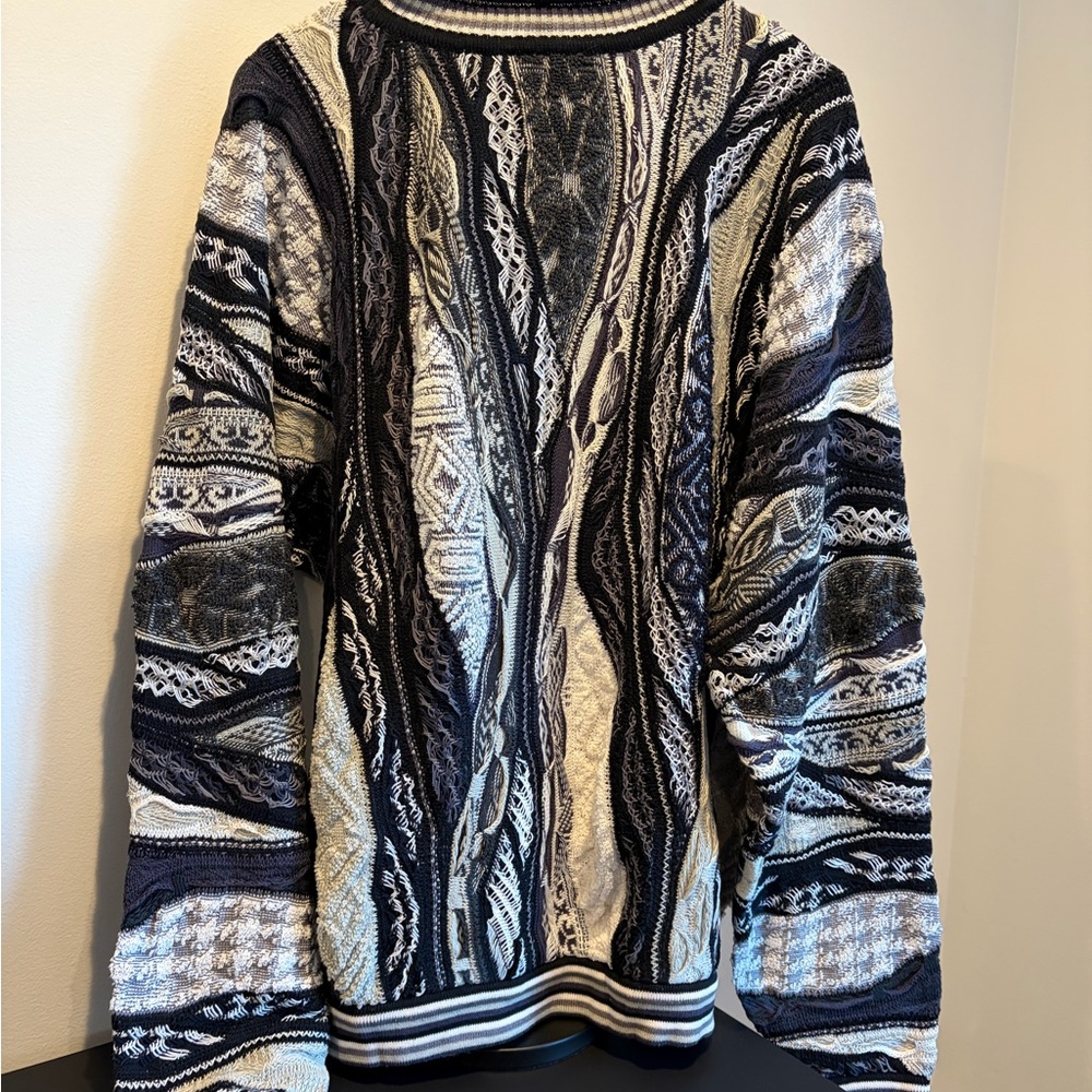 COOGI Black and Cream Textured Crewneck Sweater - Picture 6 of 12